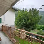 Lueisch Ketschu Near Gressoney Apartamento Issime