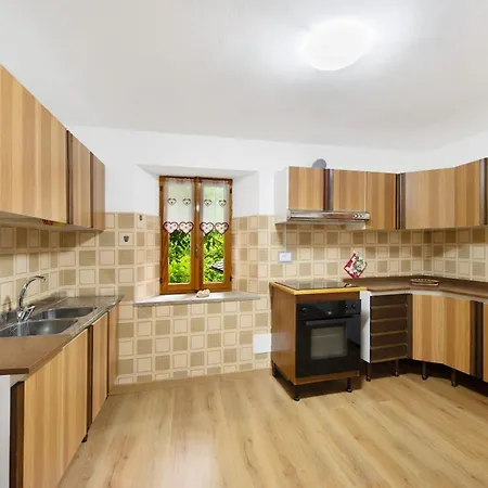 Lueisch Ketschu Near Gressoney Issime