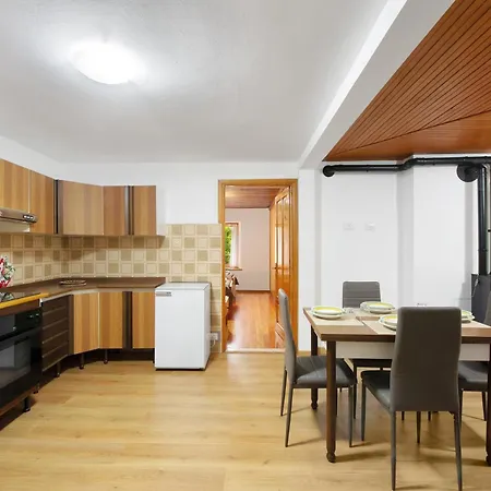 Apartment Lueisch Ketschu Near Gressoney