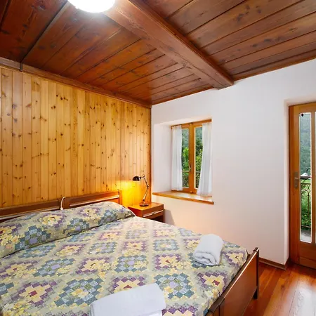 Lueisch Ketschu Near Gressoney Issime