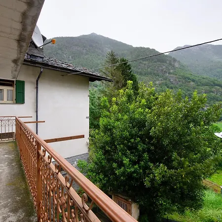 公寓 Lueisch Ketschu Near Gressoney