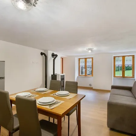 Lueisch Ketschu Near Gressoney 公寓