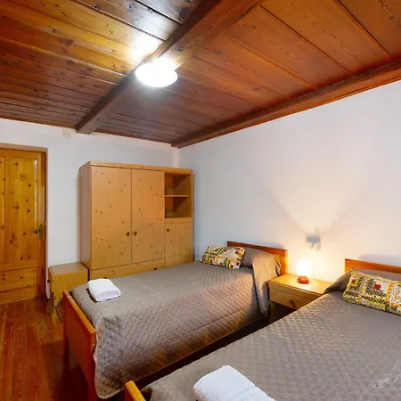 Lueisch Ketschu Near Gressoney Apartament